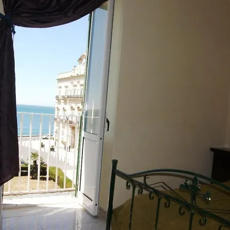 Short Lets Cuore Di Borgo Couette-café
